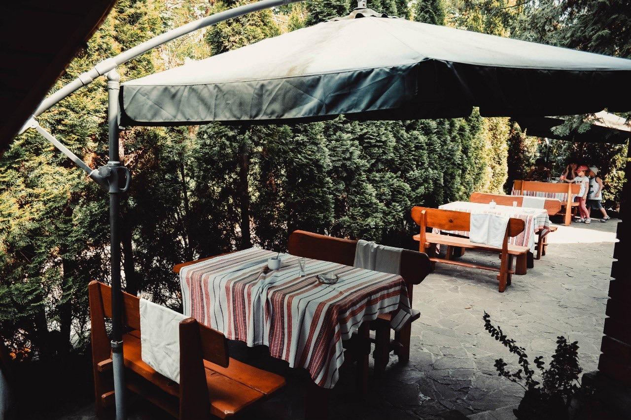 Hotel Tri Dorogi Lemberg Exterior foto