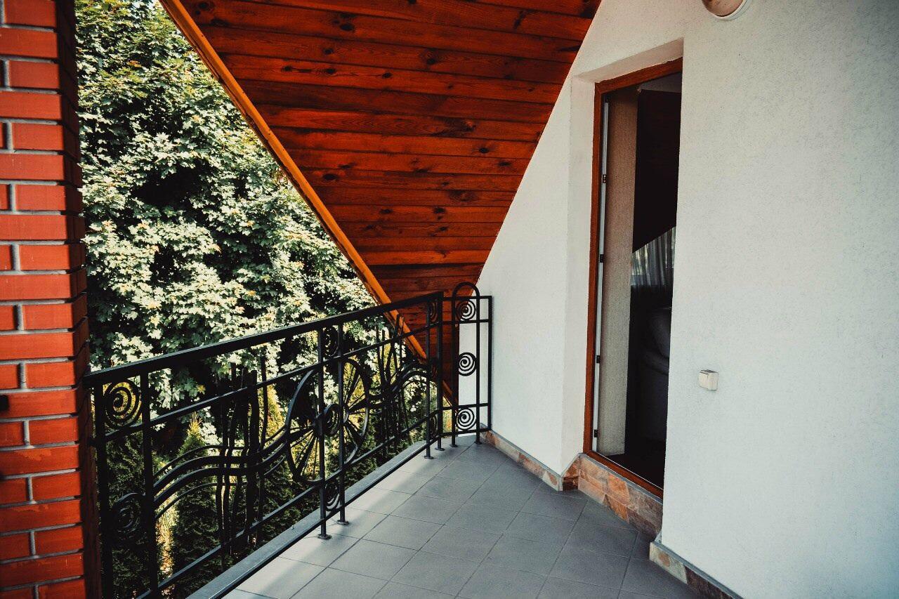 Hotel Tri Dorogi Lemberg Exterior foto